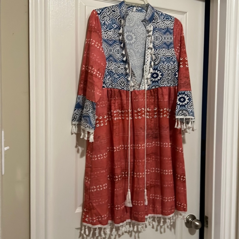 NWOT Retro Print 3/4 Sleeve Boho Dress with Tassels